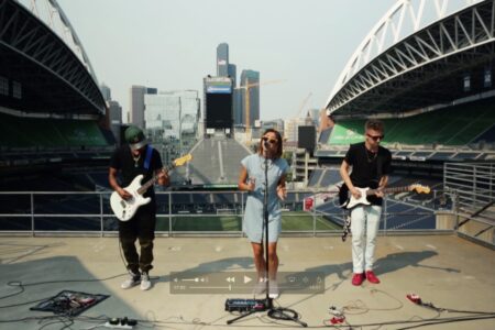 series-thumbnail-slider-card-image-box