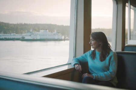 series-thumbnail-slider-card-image-box