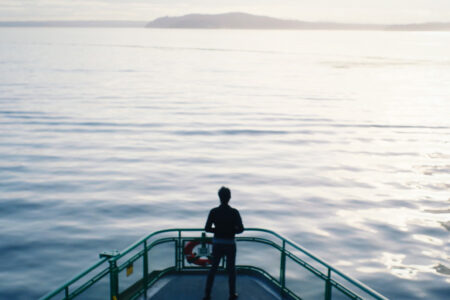 series-thumbnail-slider-card-image-box