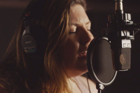 series-thumbnail-slider-card-image-box