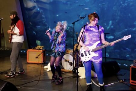 series-thumbnail-slider-card-image-box