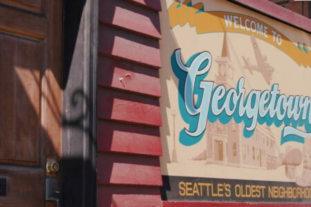 series-thumbnail-slider-card-image-box