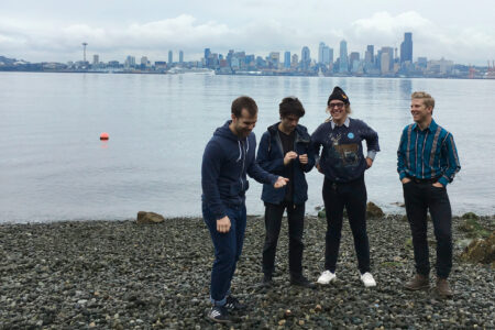 series-thumbnail-slider-card-image-box