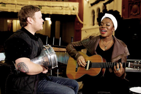 series-thumbnail-slider-card-image-box