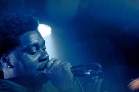 series-thumbnail-slider-card-image-box